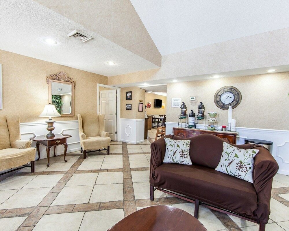 Фото Quality Inn Decherd Winchester