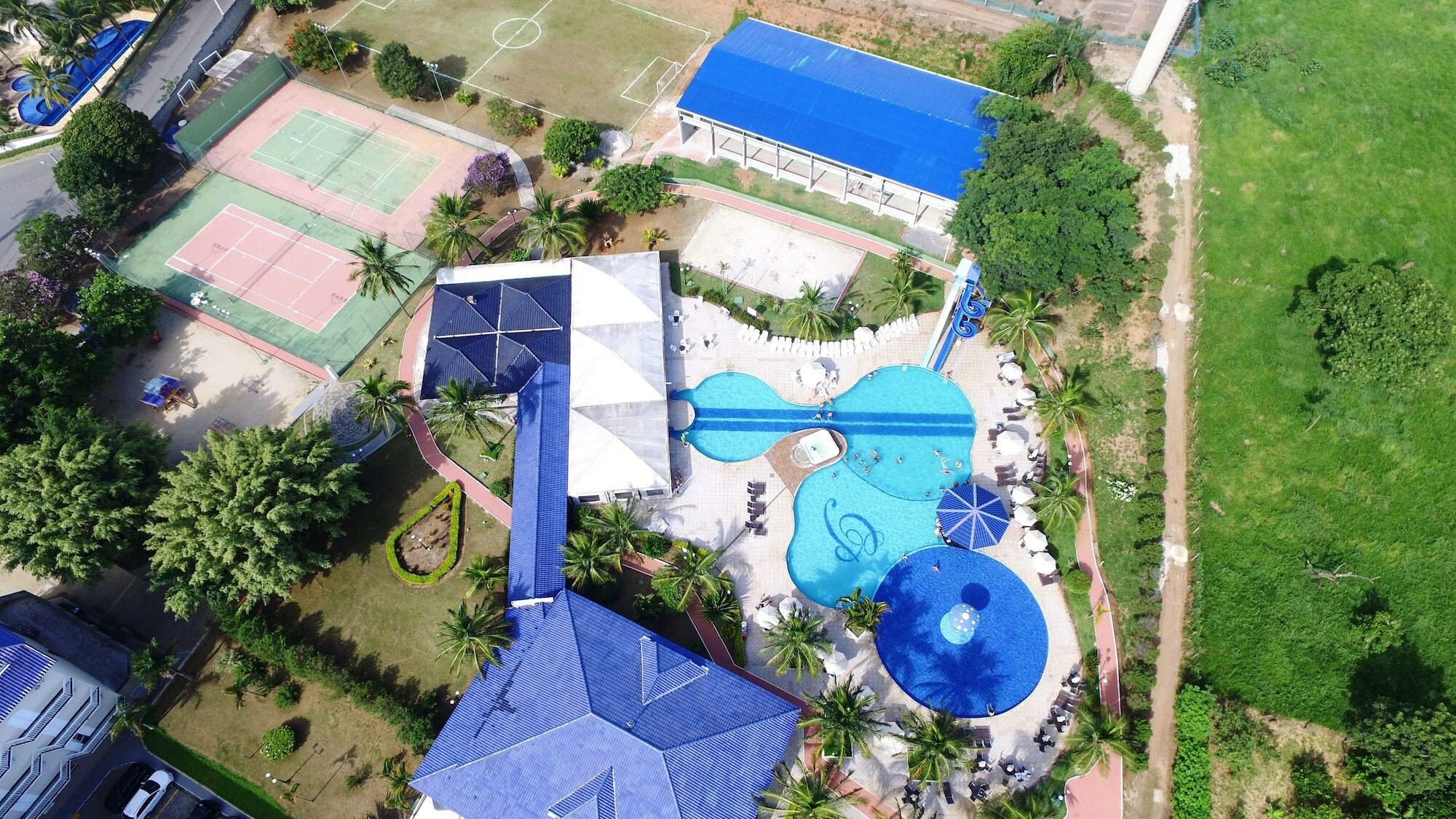 Фото Colonial Plaza Hotel