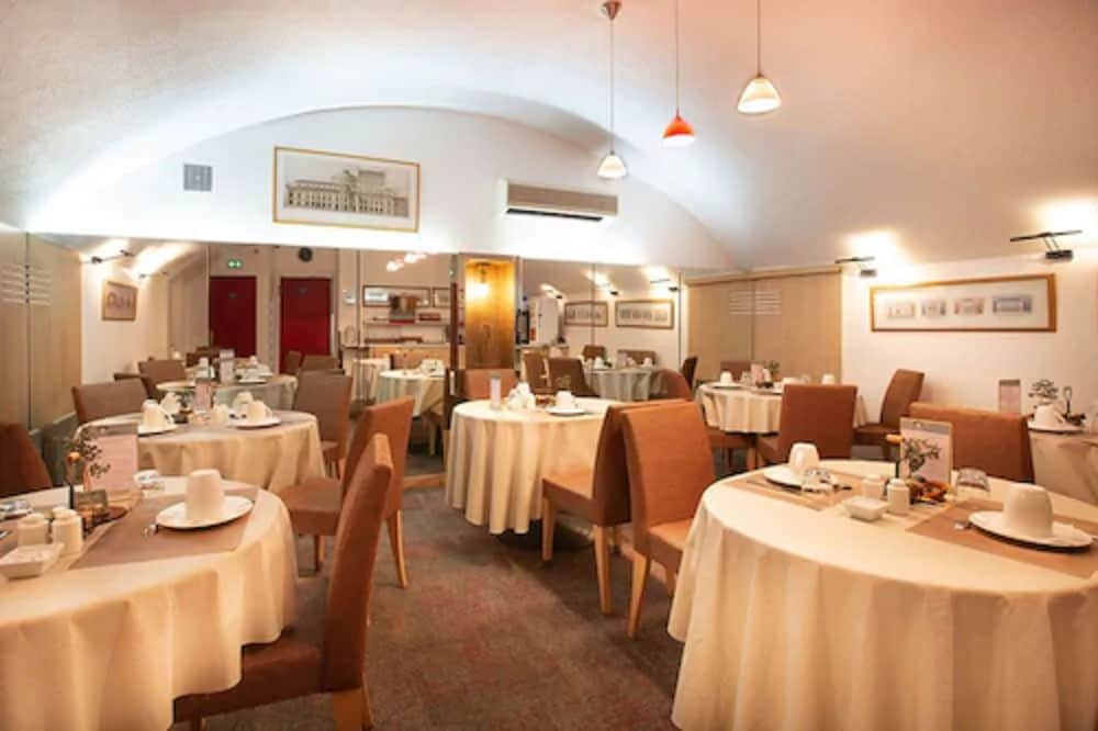 Фото Hotel Paris Bastille