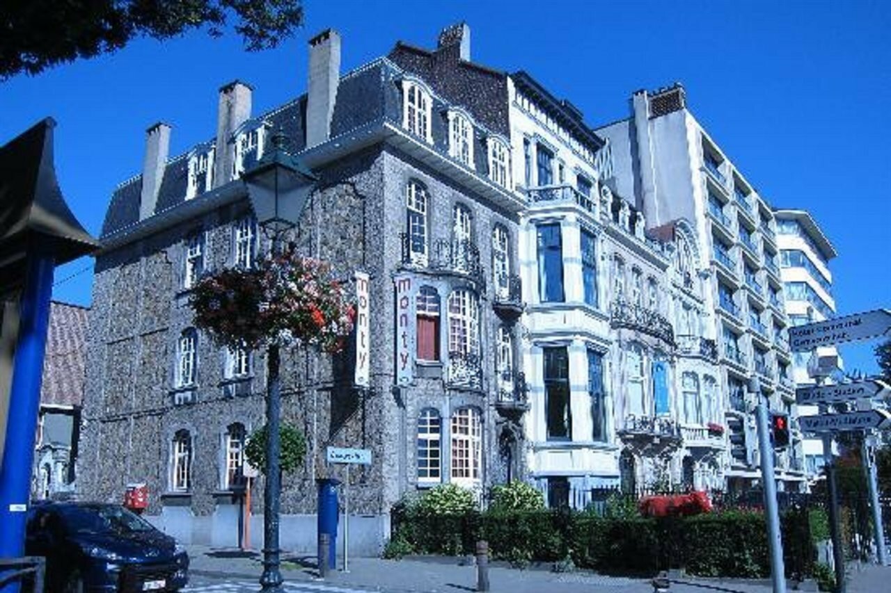 Фото Monty Small Design Hotel