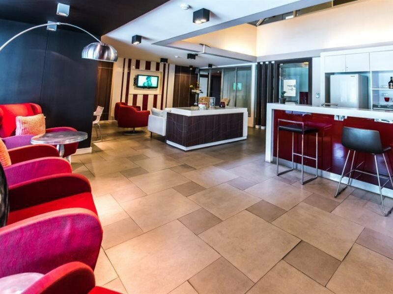 Фото Bella B All Suite Bangkok