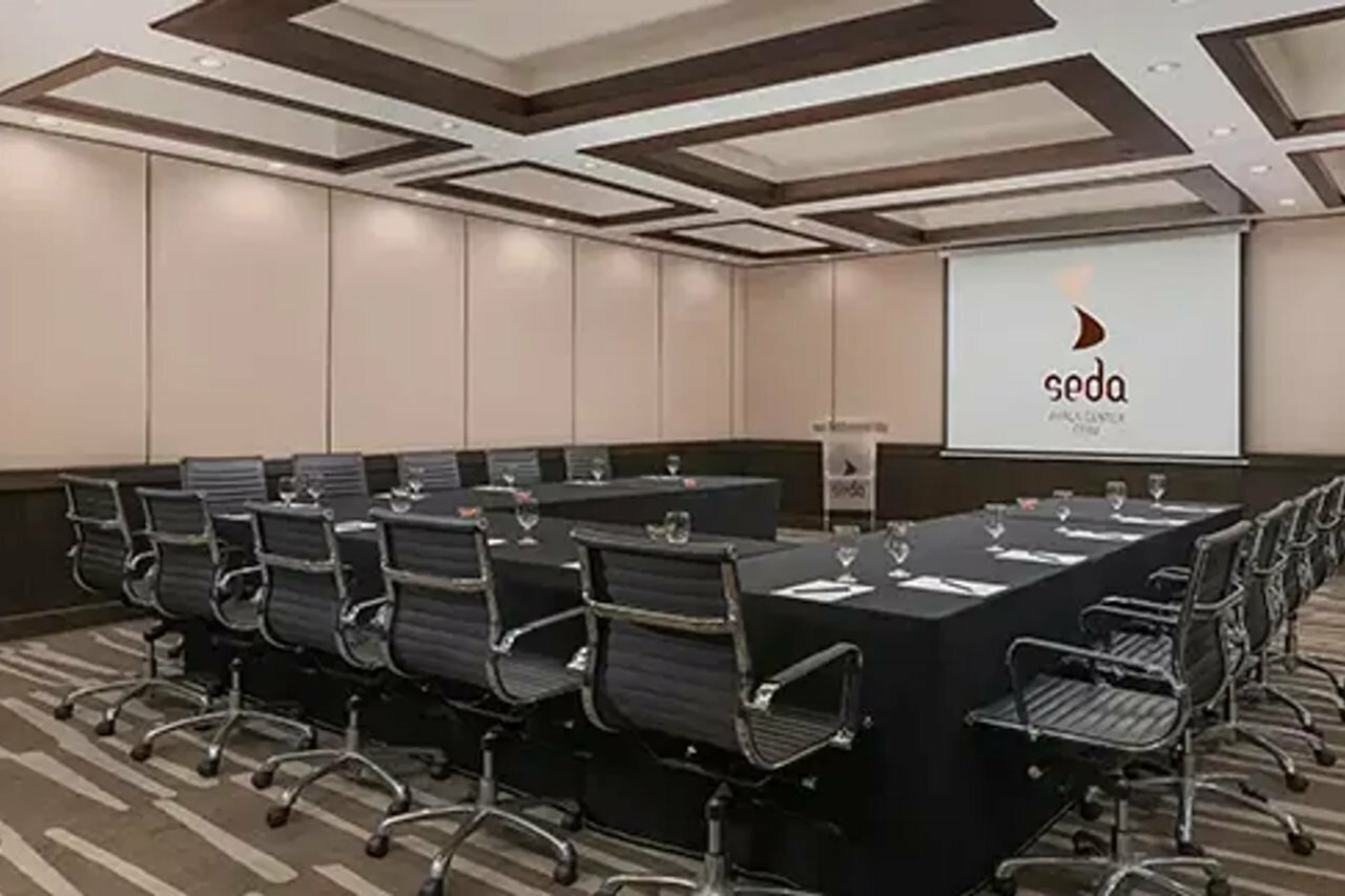 Фото Seda Ayala Center Cebu