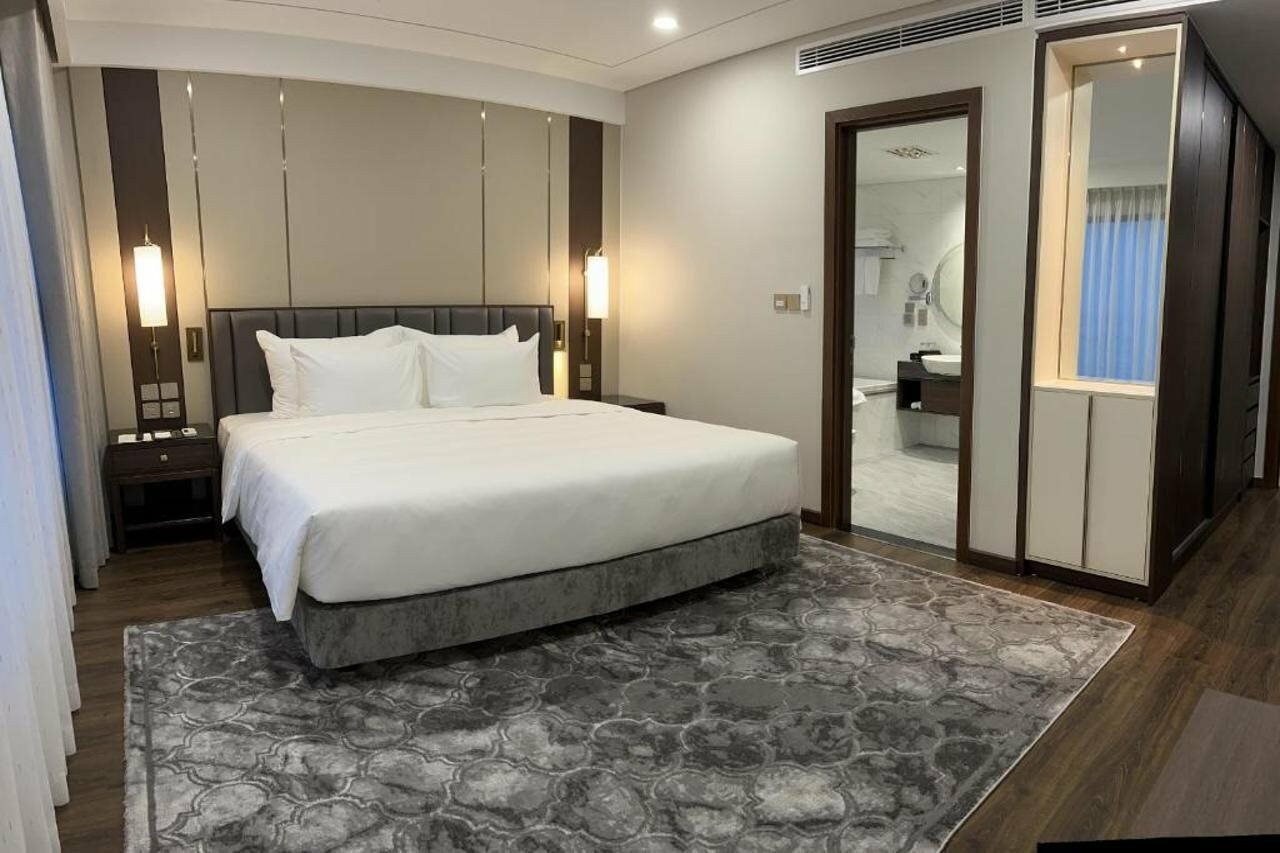 Фото Grand K Hotel Suites Hanoi