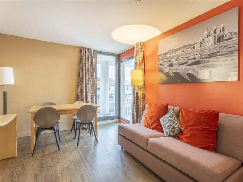 Фото Comfort Aparthotel Marseille Prado