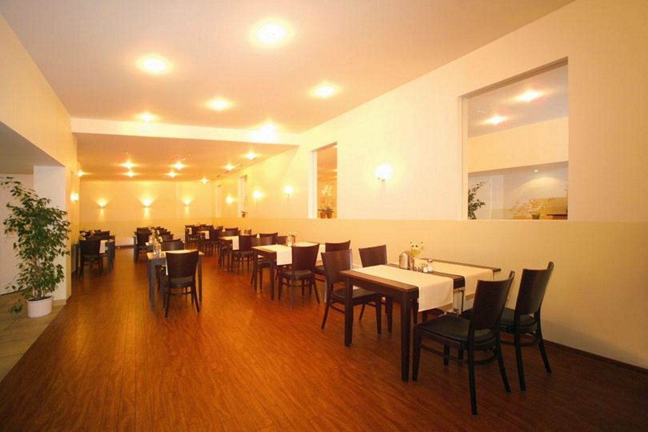 Фото Hotel Mercedes Hamburg