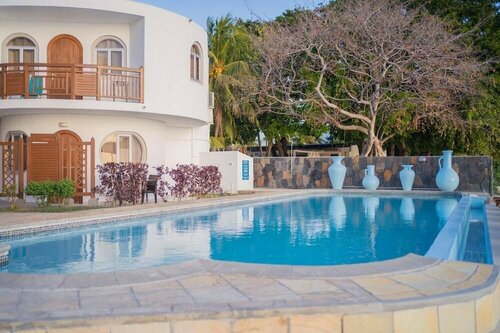 Гостиница Gold Beach Resort в Флик-ан-Флаке