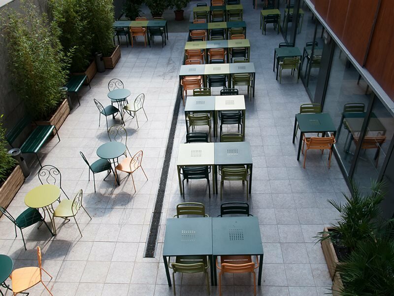Фото Youth Hostel Pere Tarres