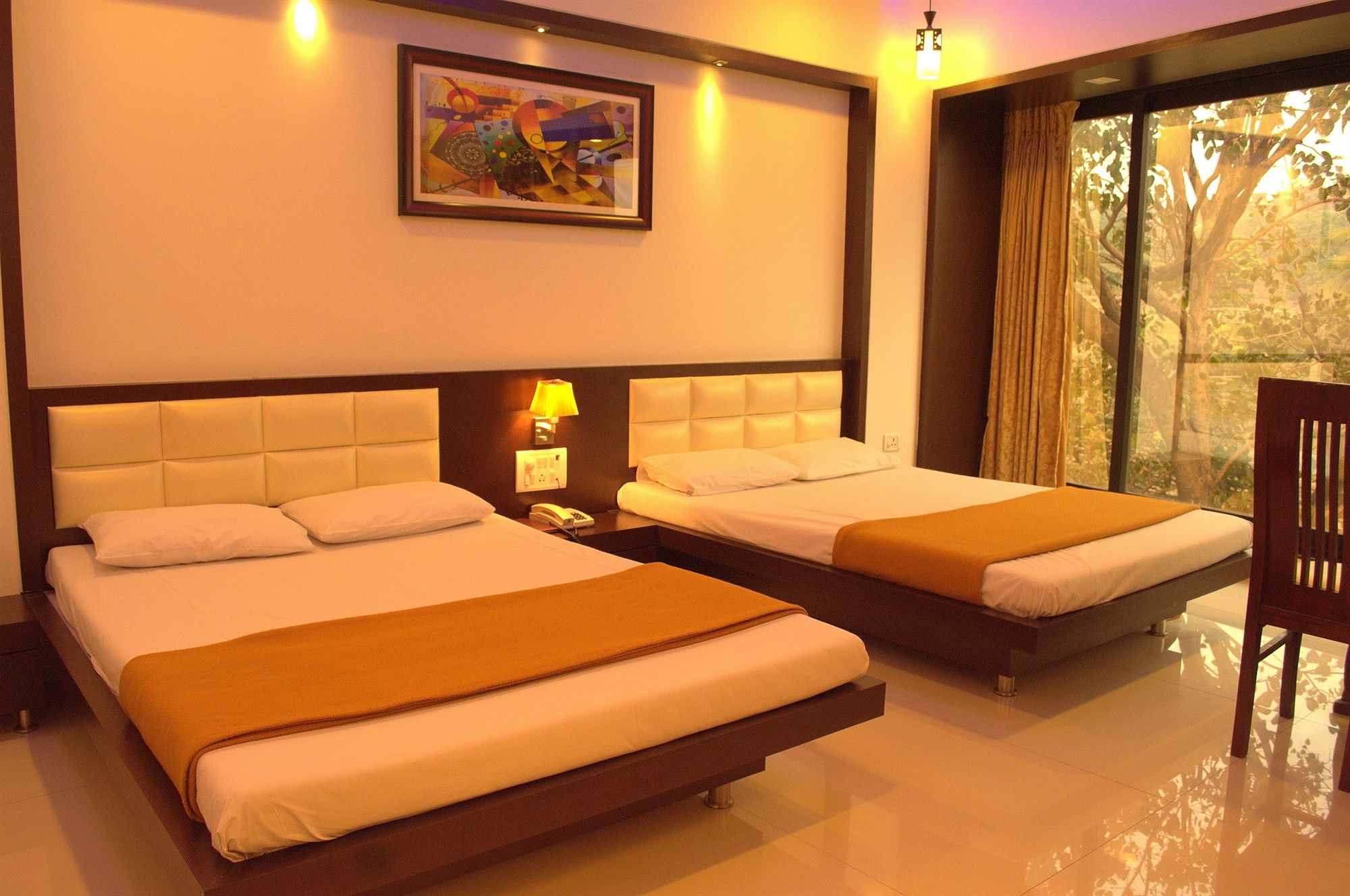 Фото La Hotel Metro