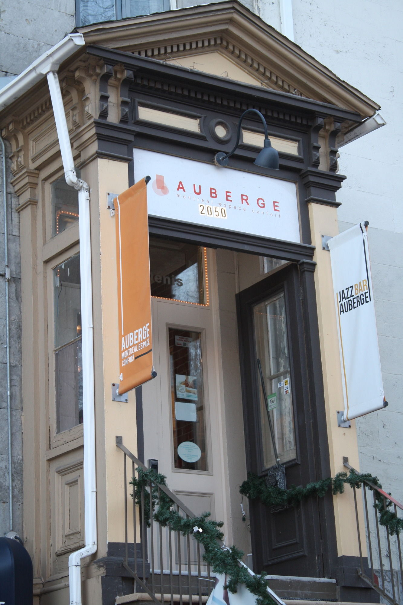 Фото Auberge & Hôtel Montréal Espace Confort