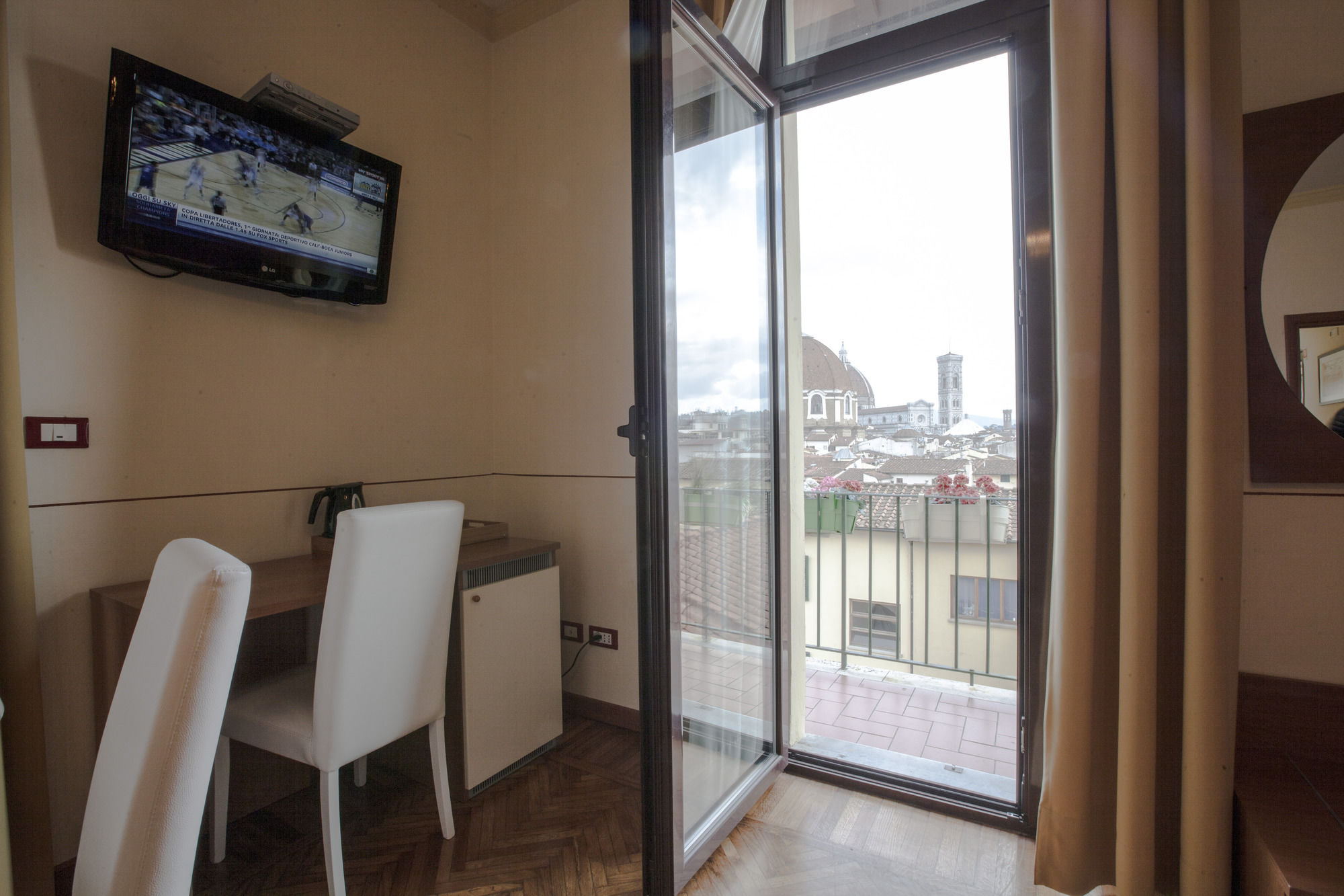 Фото Hotel Ester