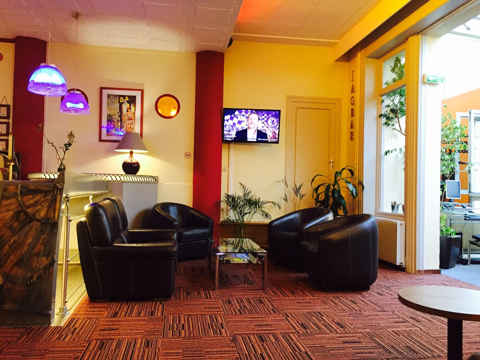 Фото Logis Hôtel du Midi - Saint Etienne Sud