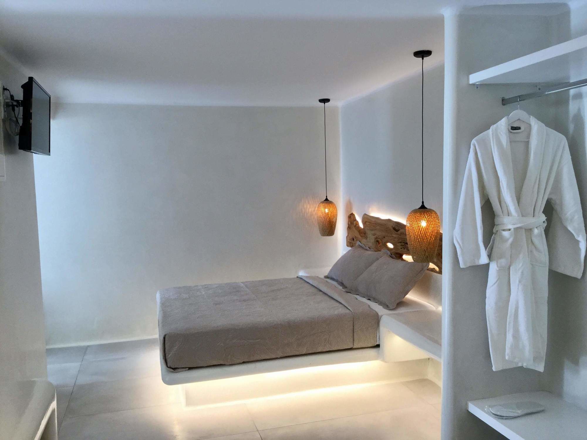 Фото Villa Elina Suites And More