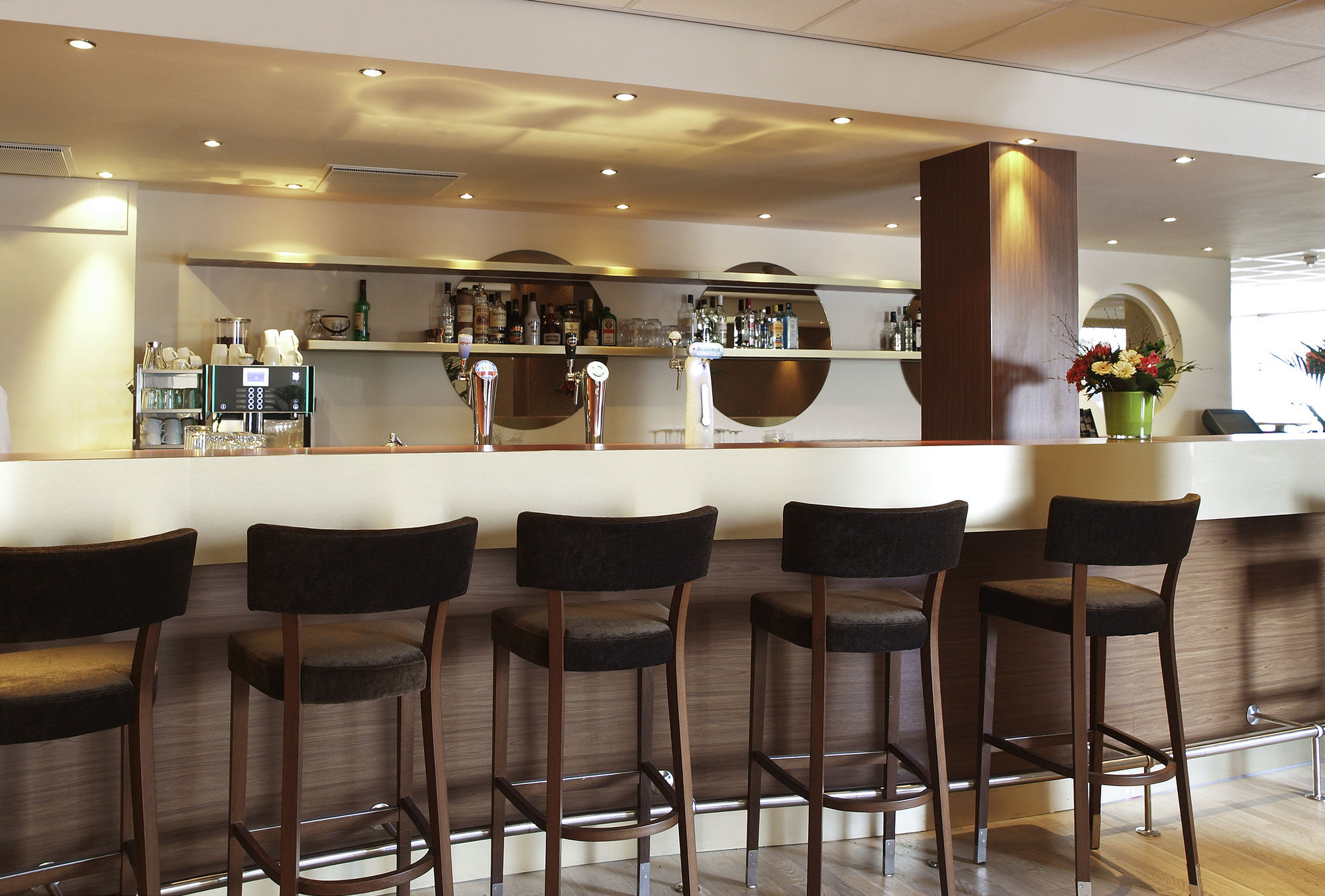 Фото Mercure Hotel Groningen Martiniplaza