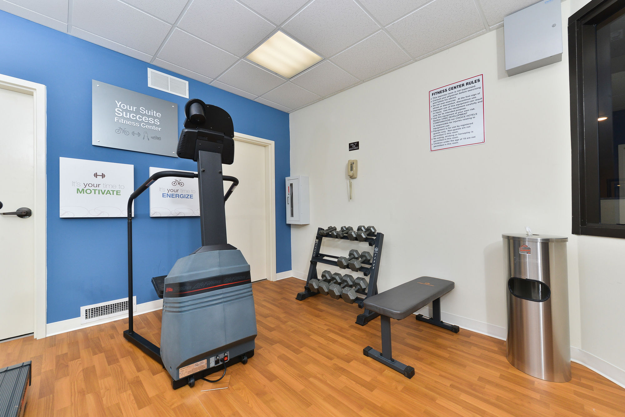 Фото Comfort Suites near Route 66