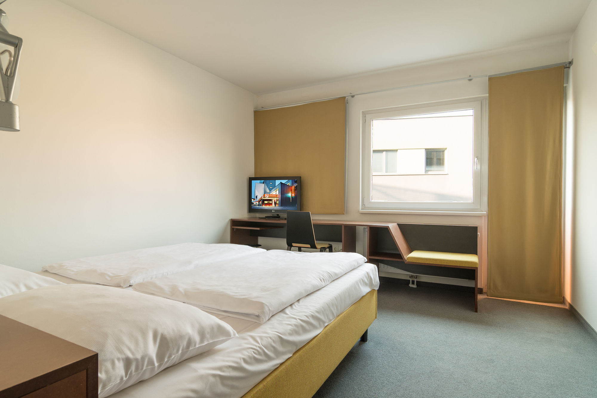 Фото Kyriad Vienna Altmannsdorf