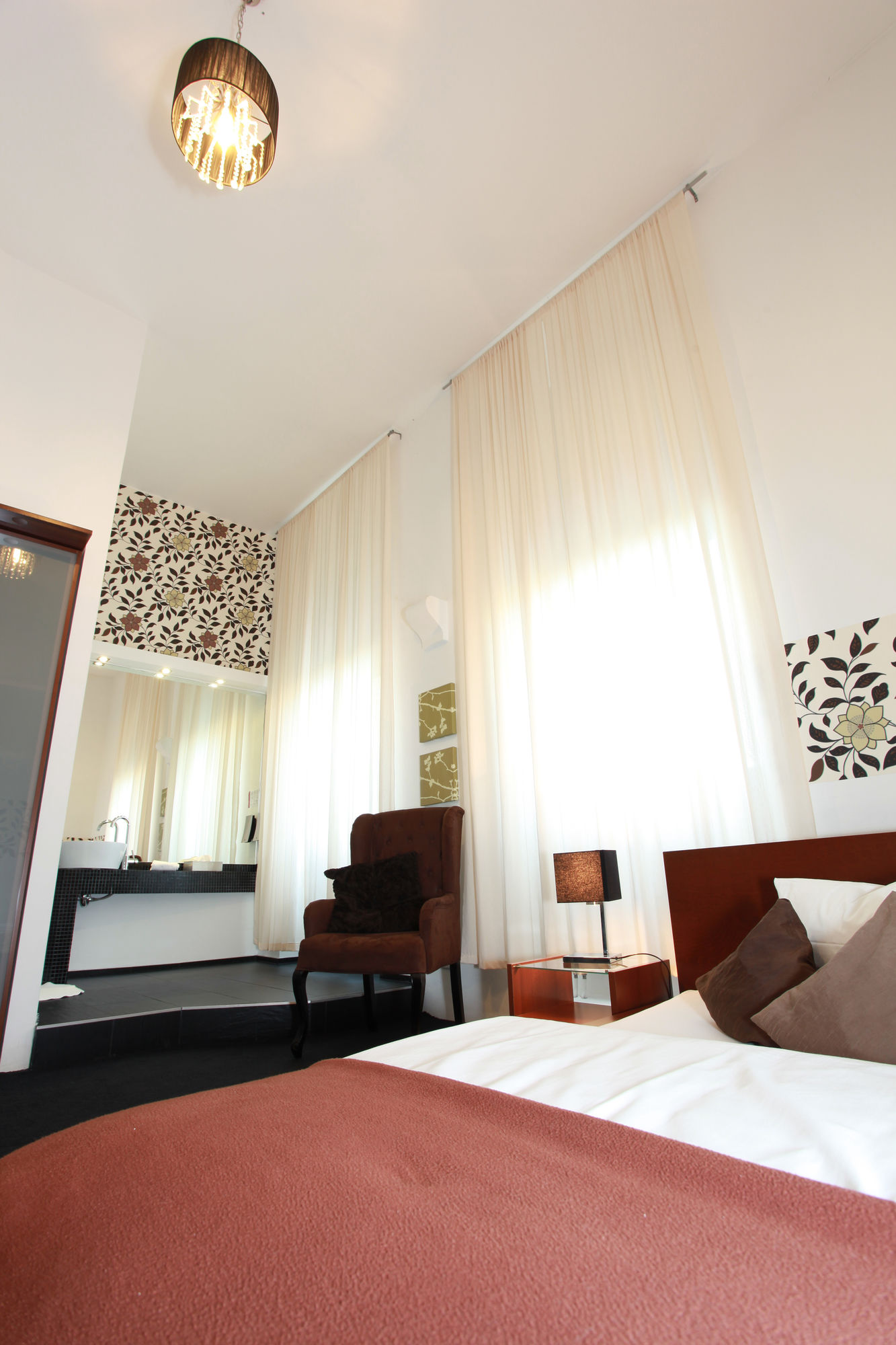 Фото Hotel Amical