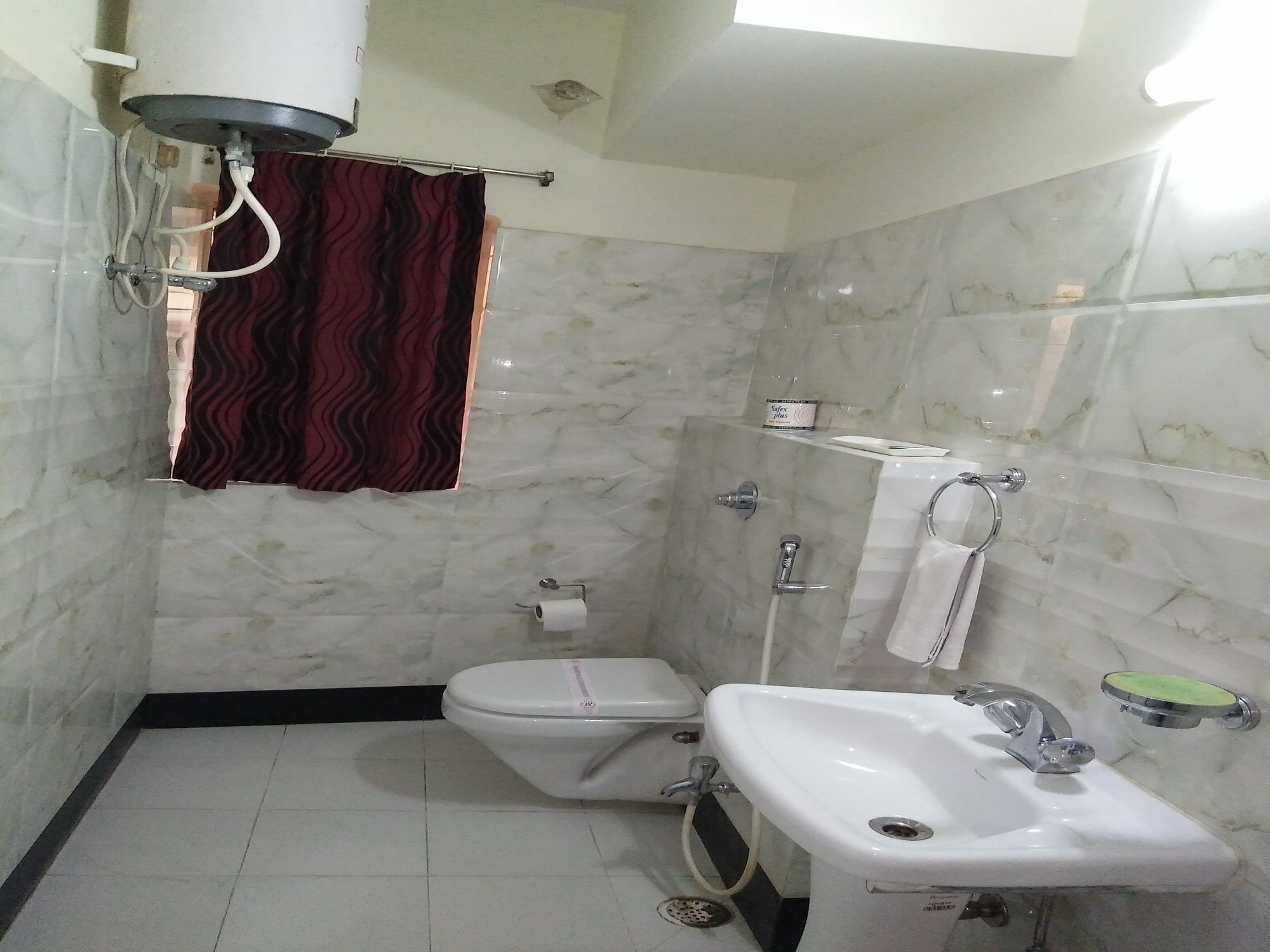 Фото Отель Executive Tower