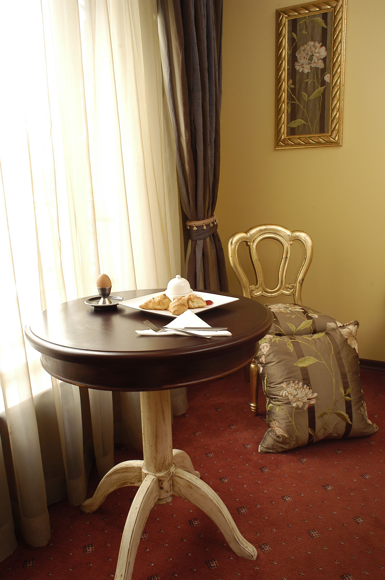 Фото Meg Lozenetz Hotel