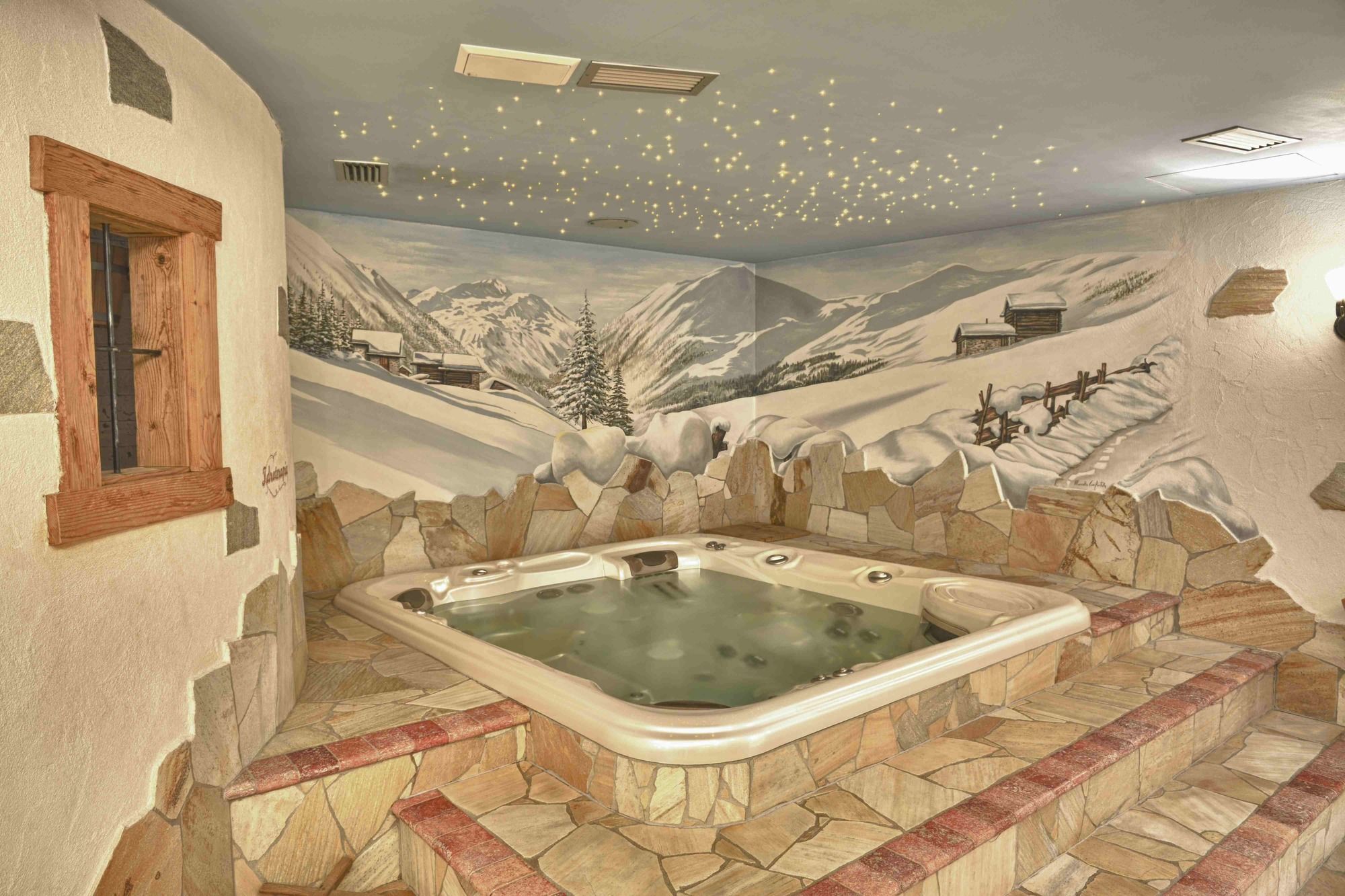 Фото Hotel Crosal