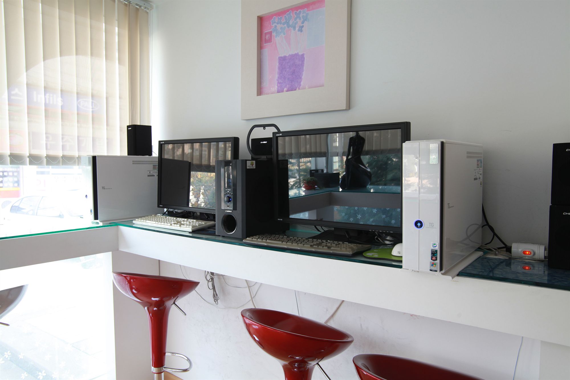 Фото Appletree Hotel