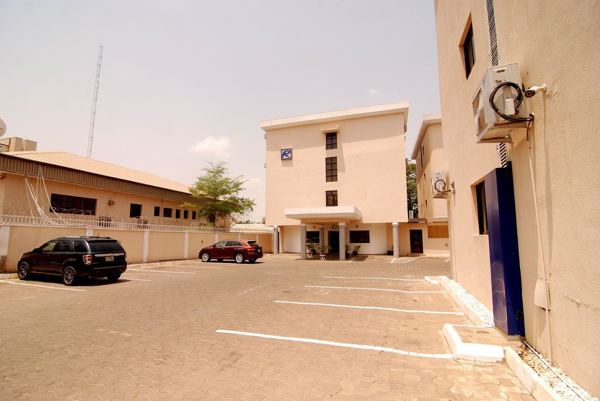 Фото Residency Hotel Area 11 Abuja