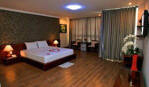 Nice Swan Hotel (Khanh Hoa Province, Nha Trang, Hung Vuong), hotel