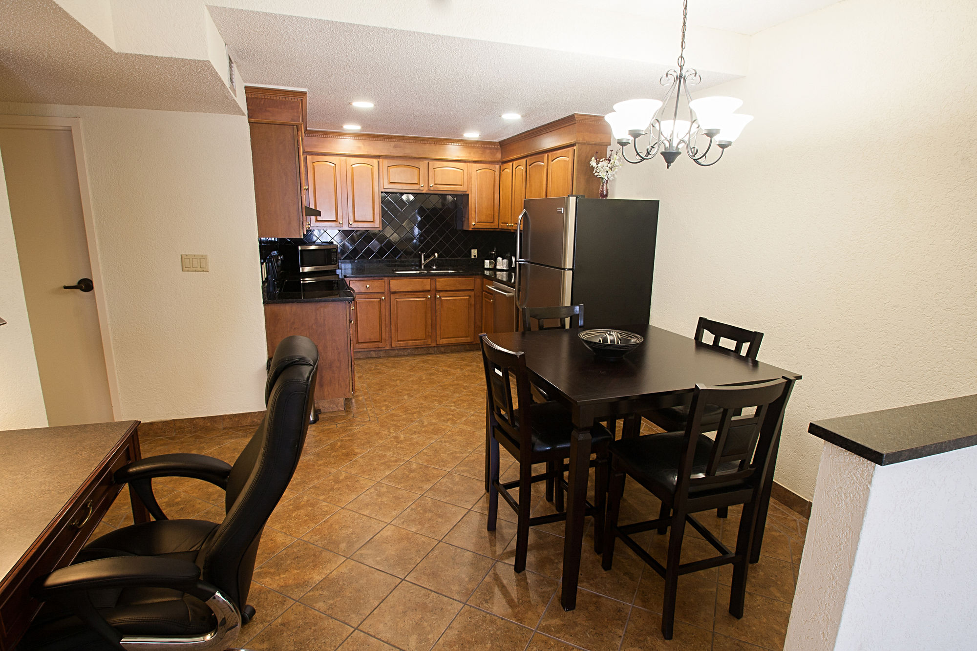 Фото Delta Hotels Huntington Downtown