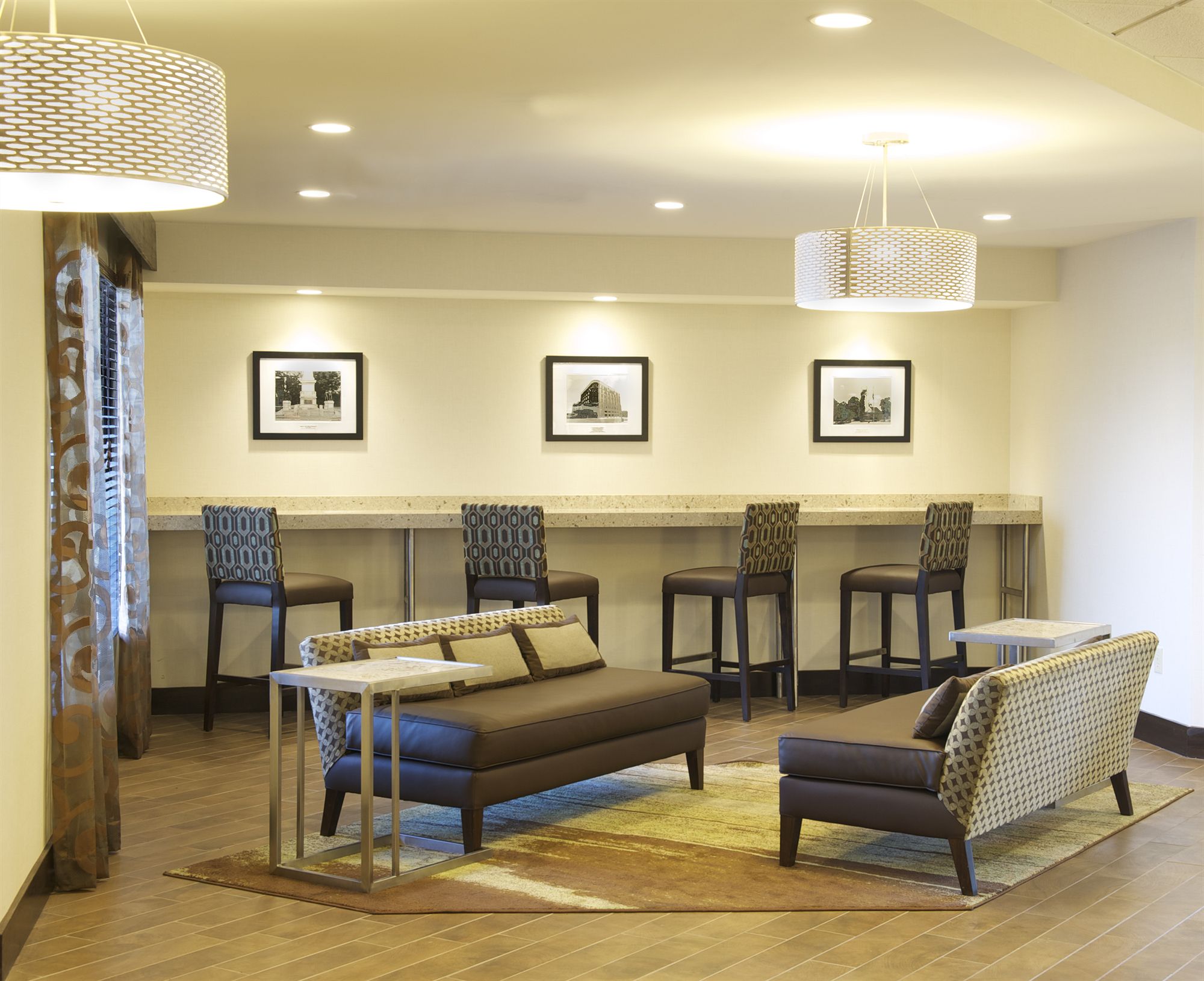 Фото Hampton Inn Terre Haute