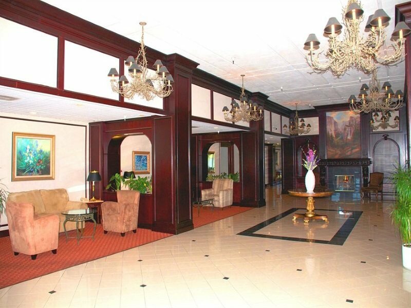 Фото Park Pointe Hotel