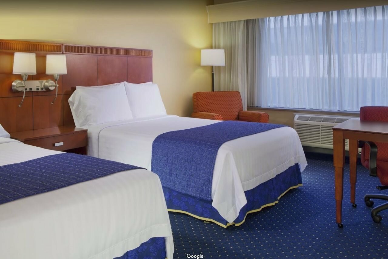 Фото Courtyard by Marriott Arlington Crystal City/Reagan National