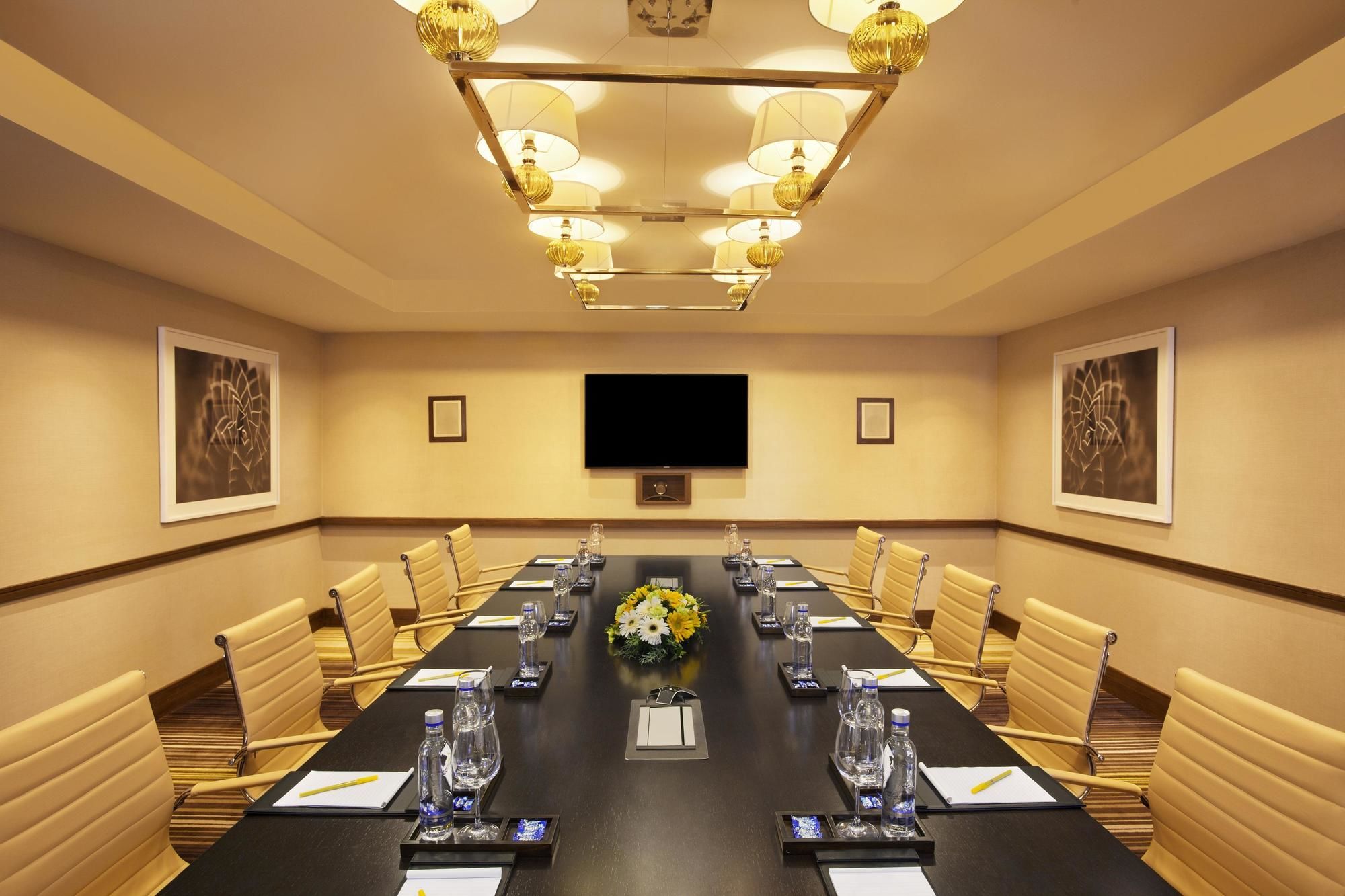 Фото Hilton Garden Inn Trivandrum