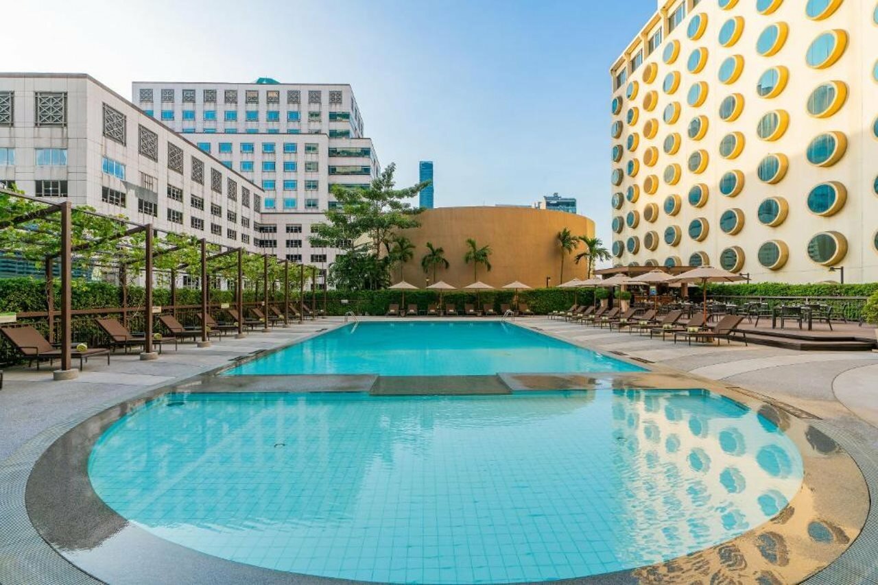 Фото Holiday Inn Bangkok Silom