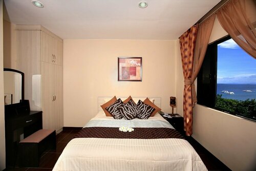 Внешний вид отеля Palmbeach Resort & SPA в Лапу-Лапу, фото 5