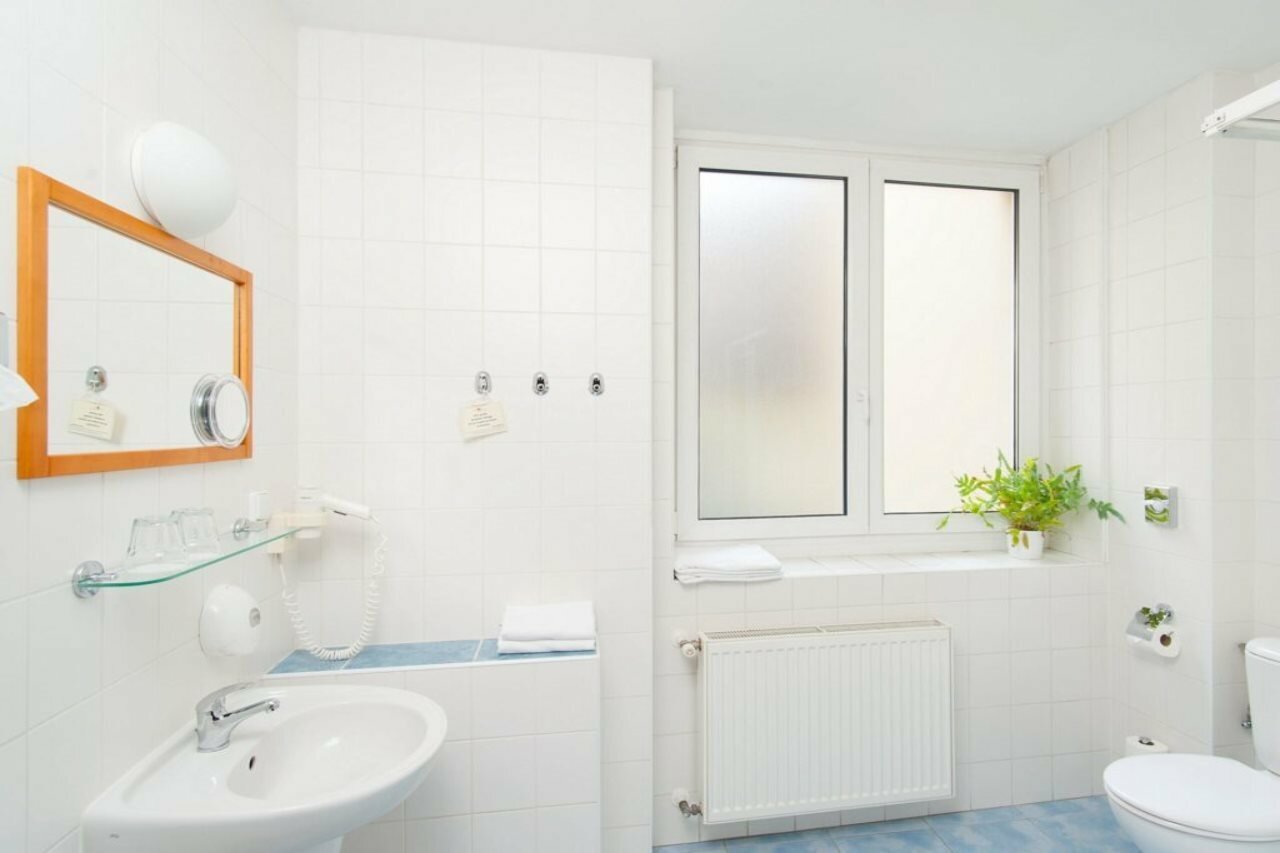 Фото Cloister Inn