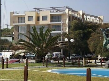 Фото отеля 2