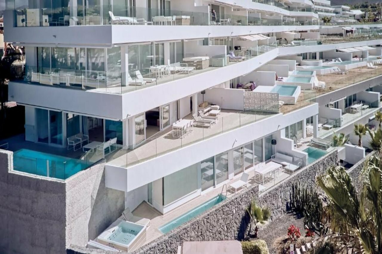 Фото Отель Baobab Suites