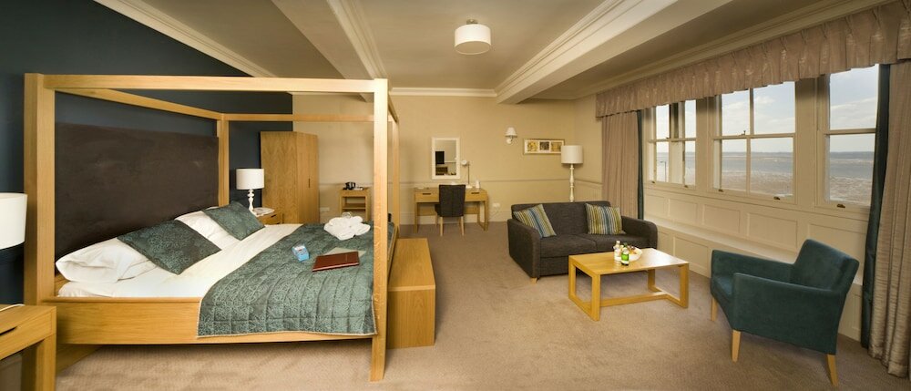 Фото The Grand Atlantic Hotel