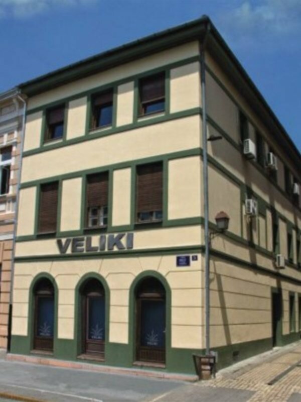 Фото отеля 1