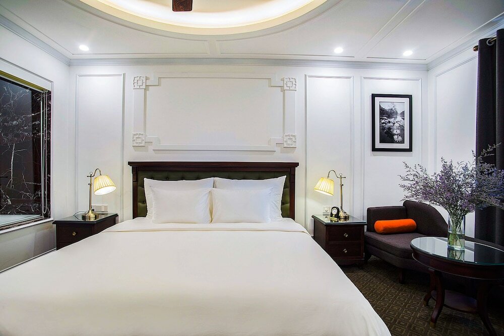 Фото New Era Hotel and Villa