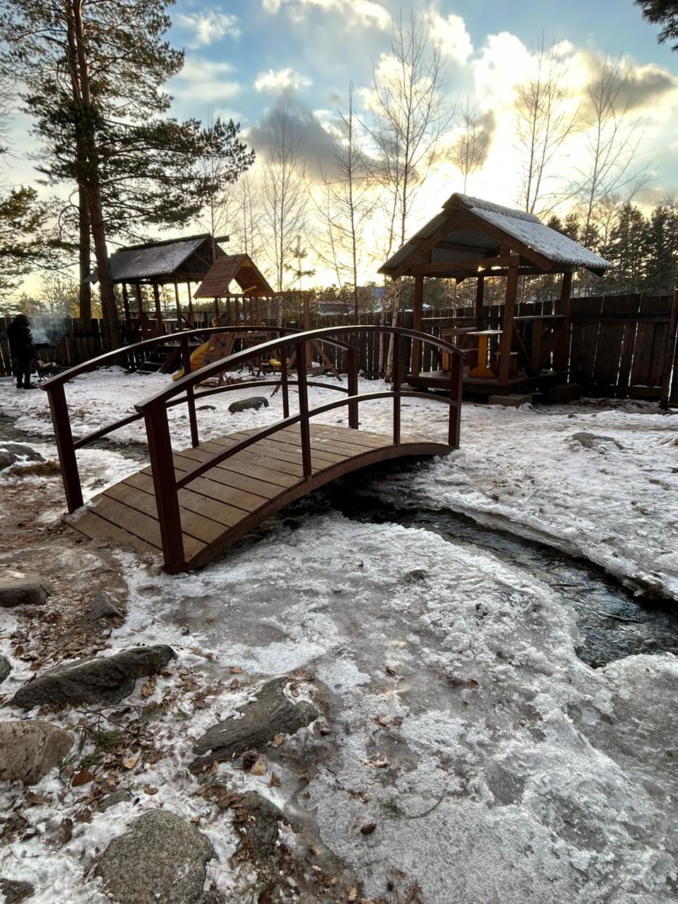 Фото Дом у реки