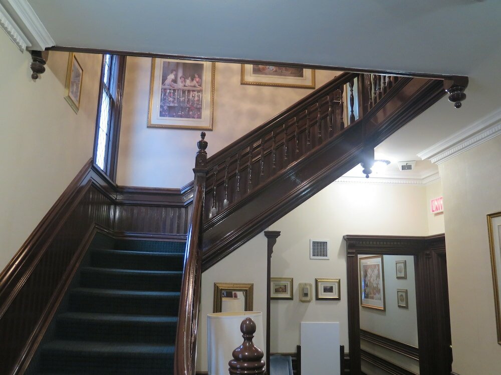 Фото Madison Manor Boutique Hotel