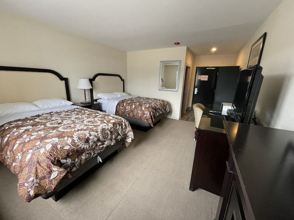 Фото Big Bird Inn Wawa, SureStay Collection by Best Western