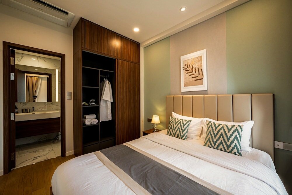 Фото Metropole Complex by Kvg Suite Apartment