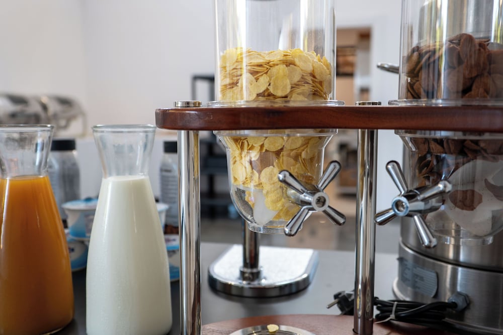 Фото Arrei Hotel