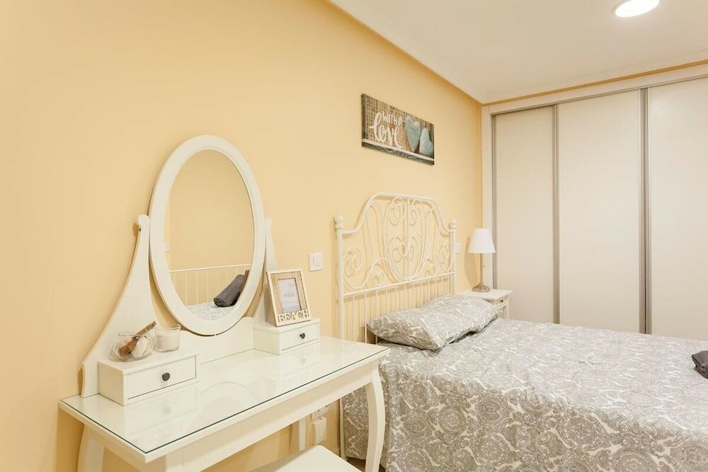 Фото Modern & Beautiful Apt. Historic District - Sol