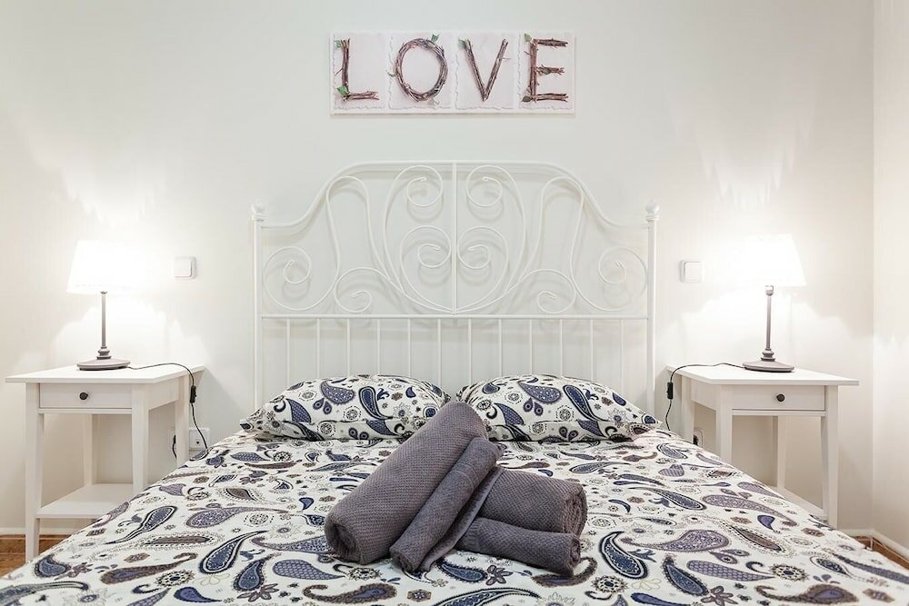 Фото Stunning Urban Apt. Historic District - Sol