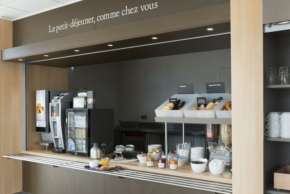 Фото B&B Hotel La Roche-sur-Yon