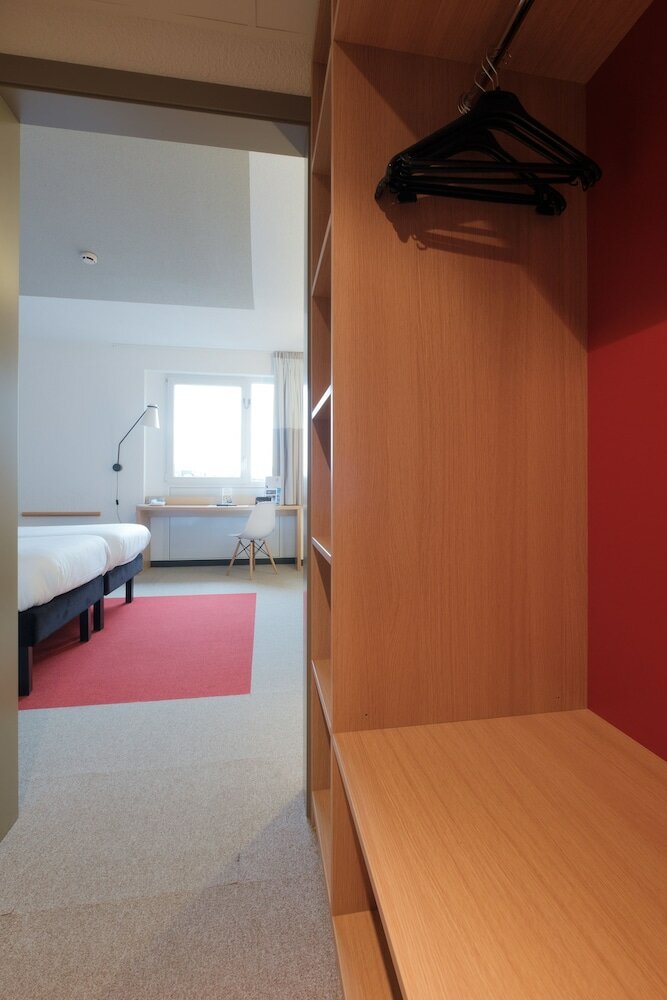 Фото B&b Hotel Mons Gare