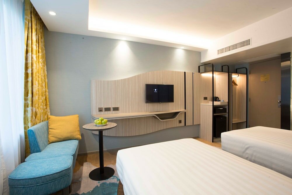 Фото Wharney Hotel