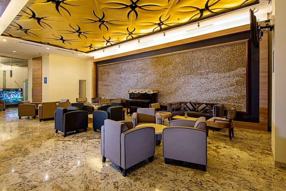 Фото Blue Sky Hotel Petamburan